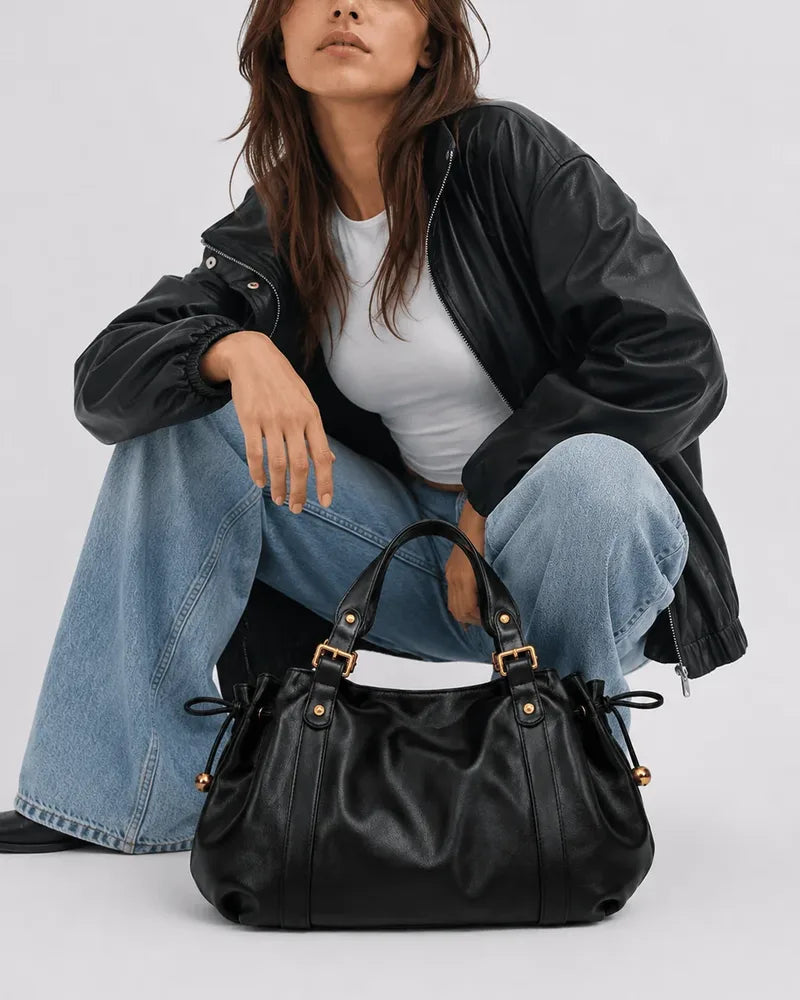 Quievera bag in Black
